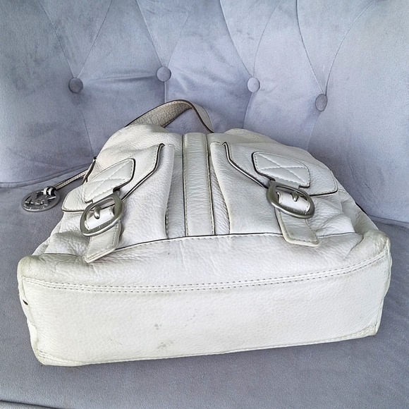 Michael Kors White Leather Shoulder Bag - Picture 4 of 8